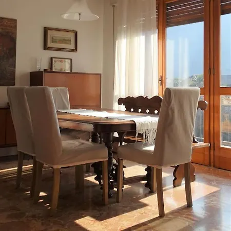 Smok Pallanza, Italia Villa